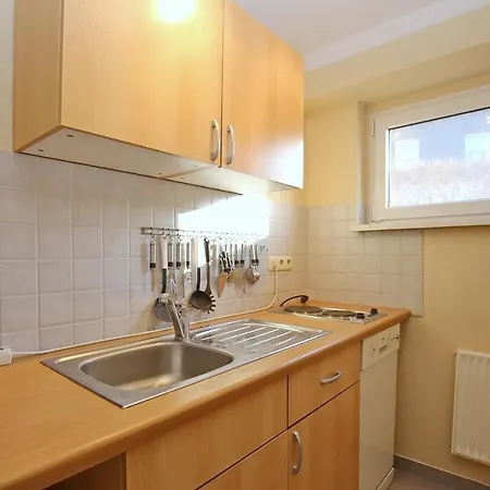 Apartment Friedrich-engels-straße Janka
